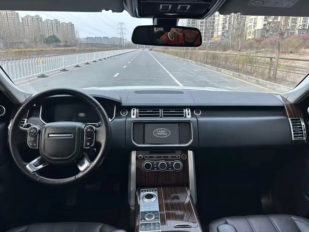 Land Rover Range Rover 2015 — фото 10