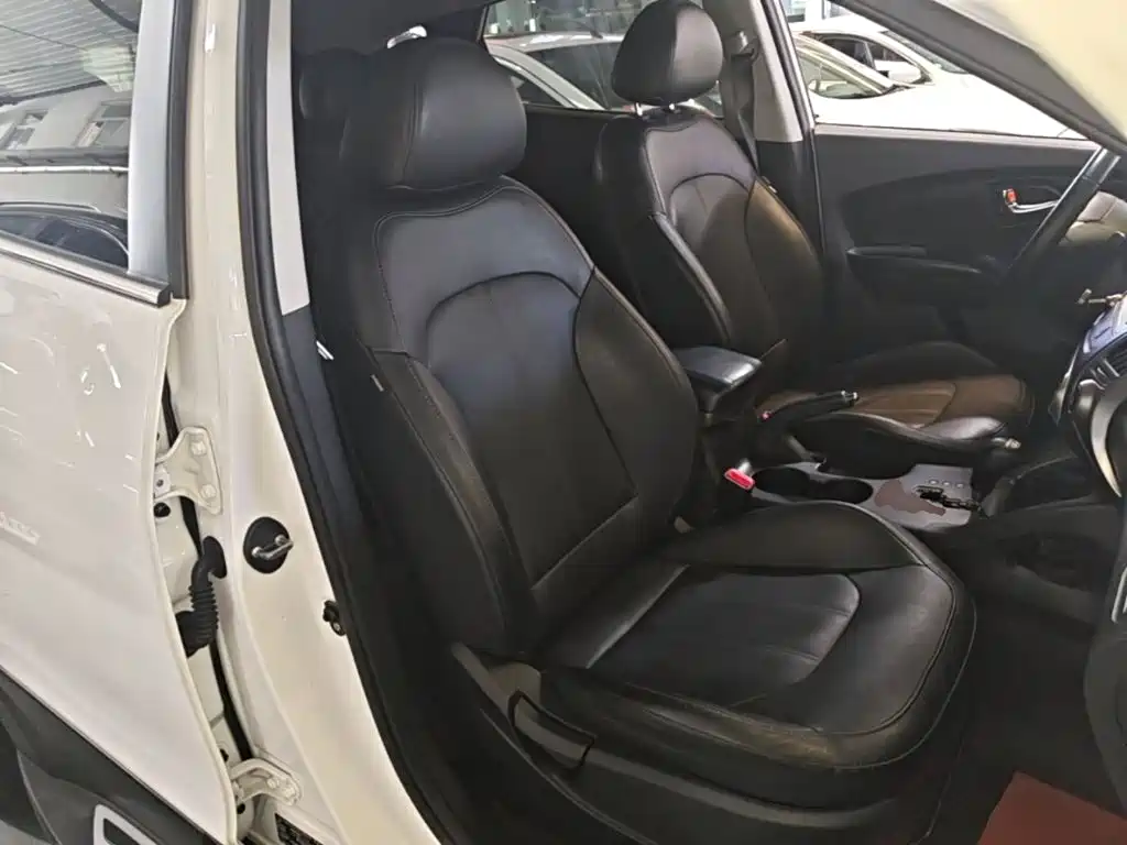 Hyundai ix35 2015 — фото 25