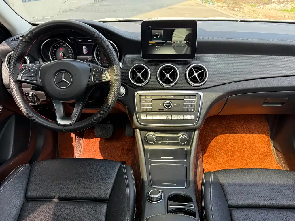 Mercedes-Benz GLA 2018 — фото 10