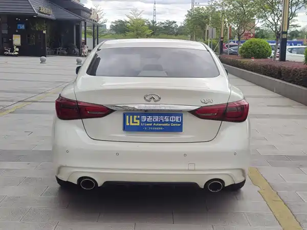 Infiniti Q50L 2018
