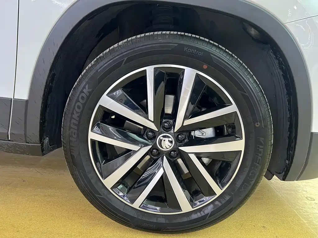 Skoda Kamiq 2023 — фото 10