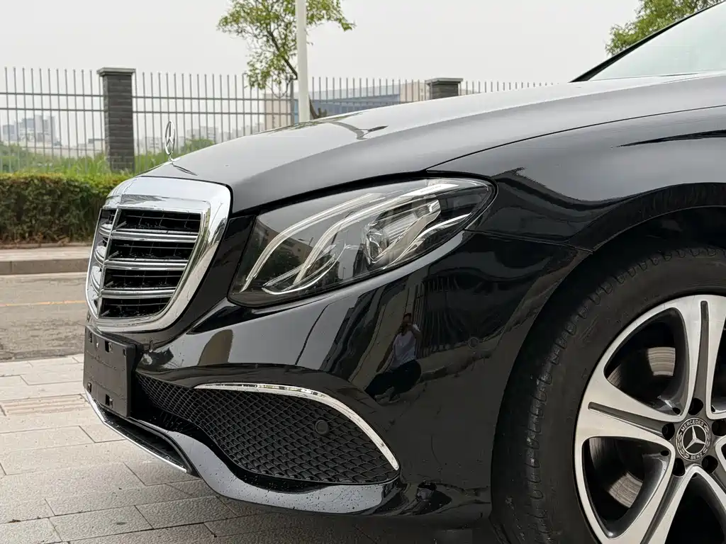 Mercedes-Benz E-Class 2017 — фото 4