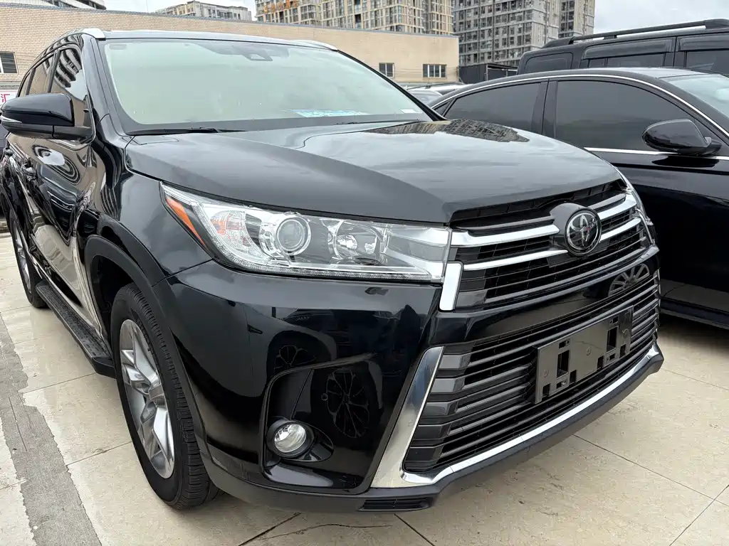 Toyota Highlander 2020