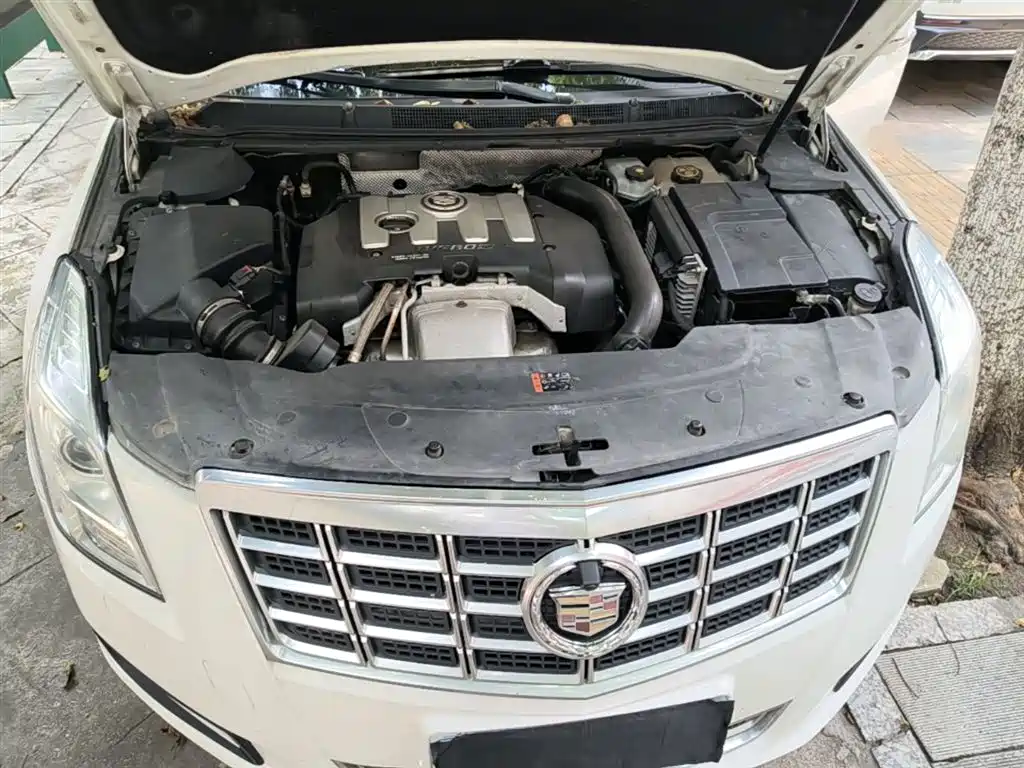 Cadillac XTS 2016 — фото 20