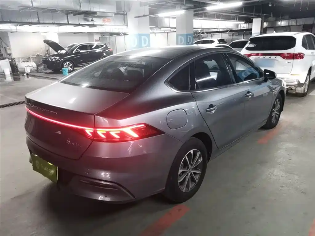 BYD Qin PLUS 2023 — фото 7