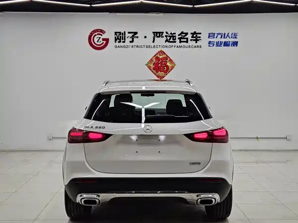 Mercedes-Benz GLA 2025