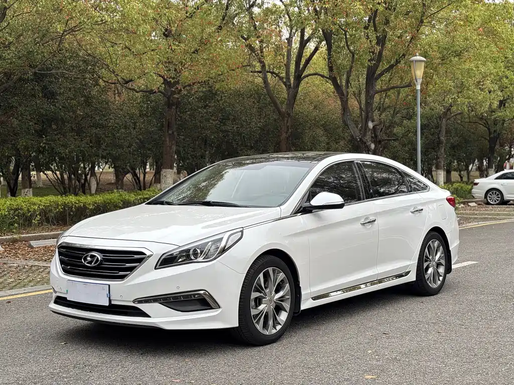 Hyundai Sonata 2017 — фото 1