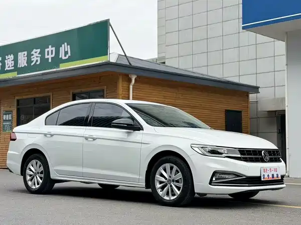 Volkswagen Bora 2021