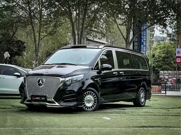 Mercedes-Benz Vito 2024
