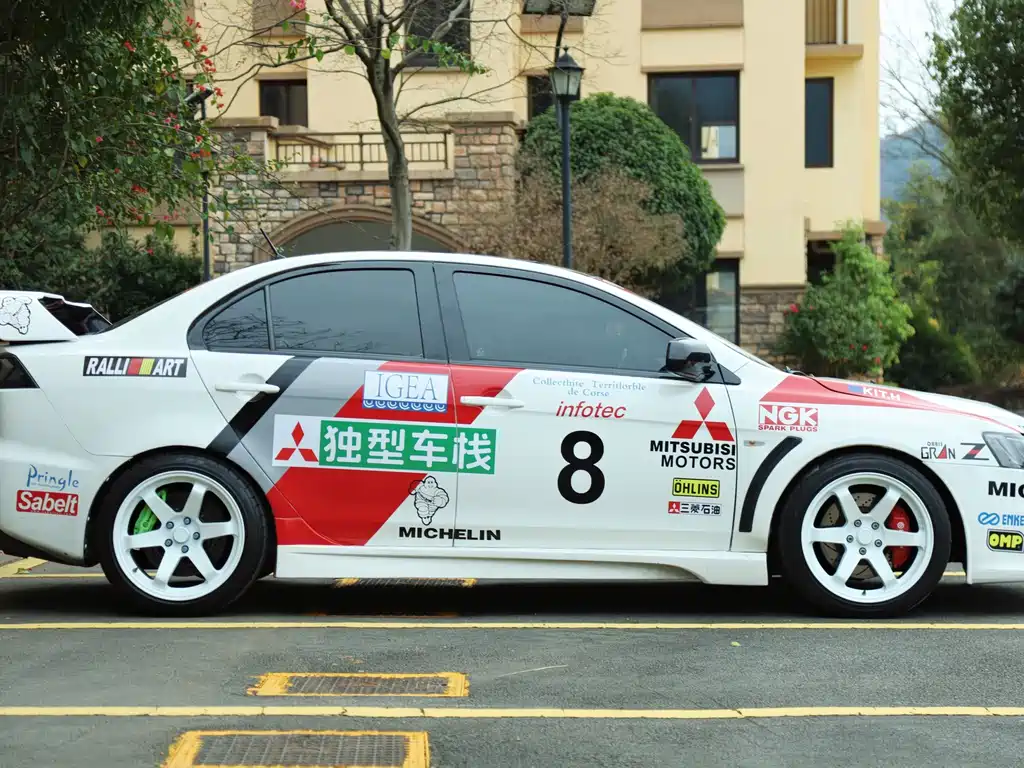 Mitsubishi Lancer EX 2012 — фото 16
