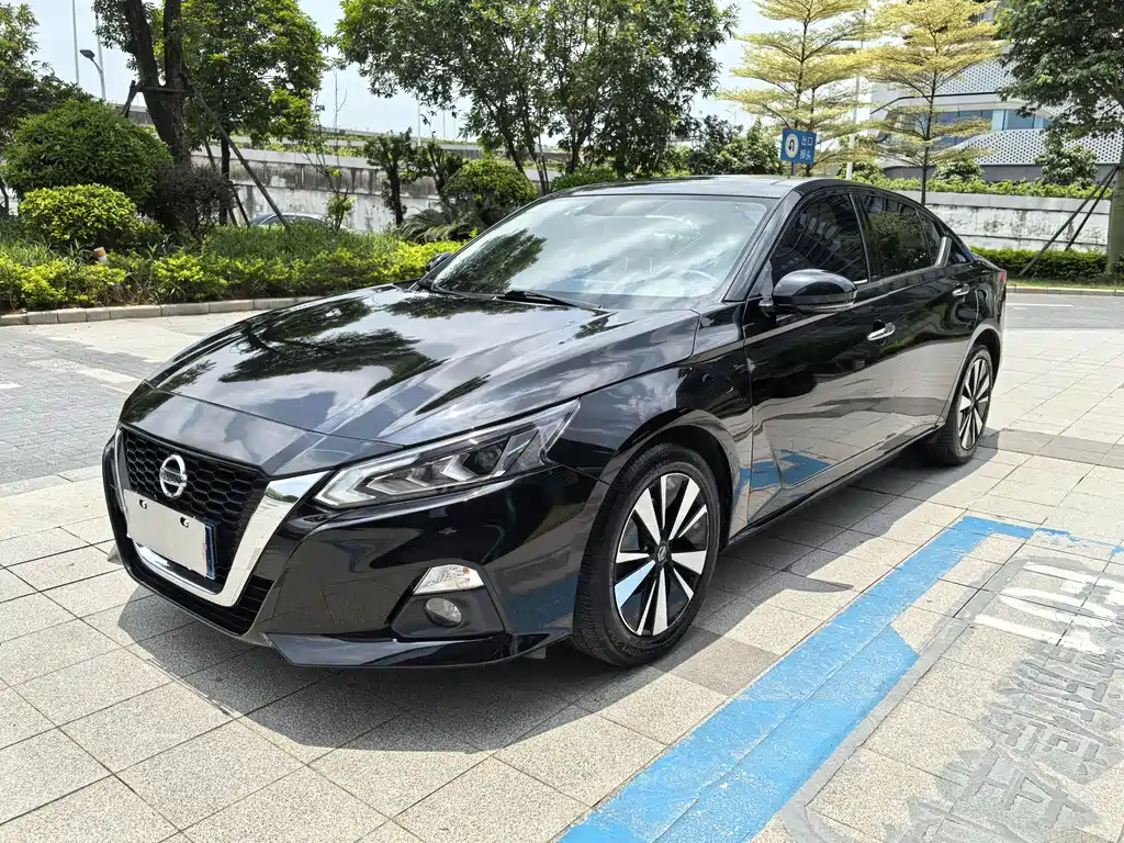 Nissan Teana 2021 — фото 1