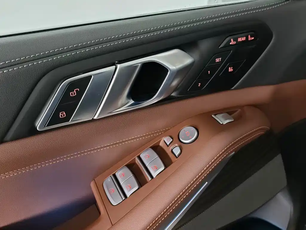BMW X7 2025 — фото 25