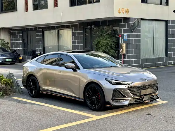 Changan UNI-V 2023