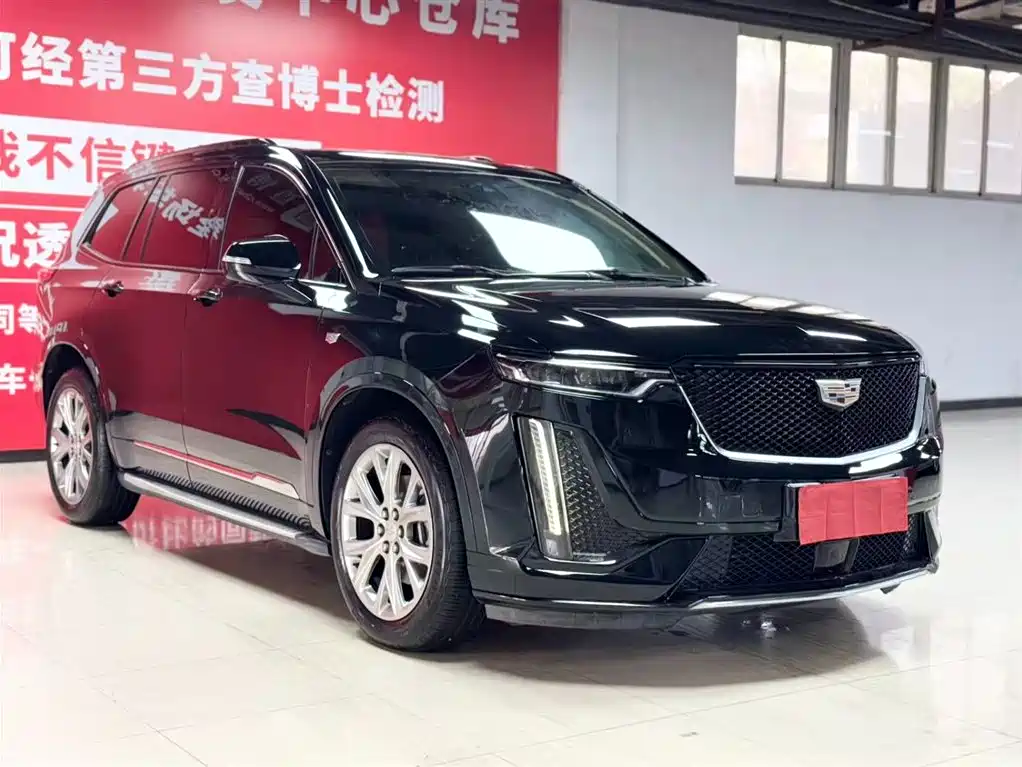 Cadillac XT6 2020 — фото 3