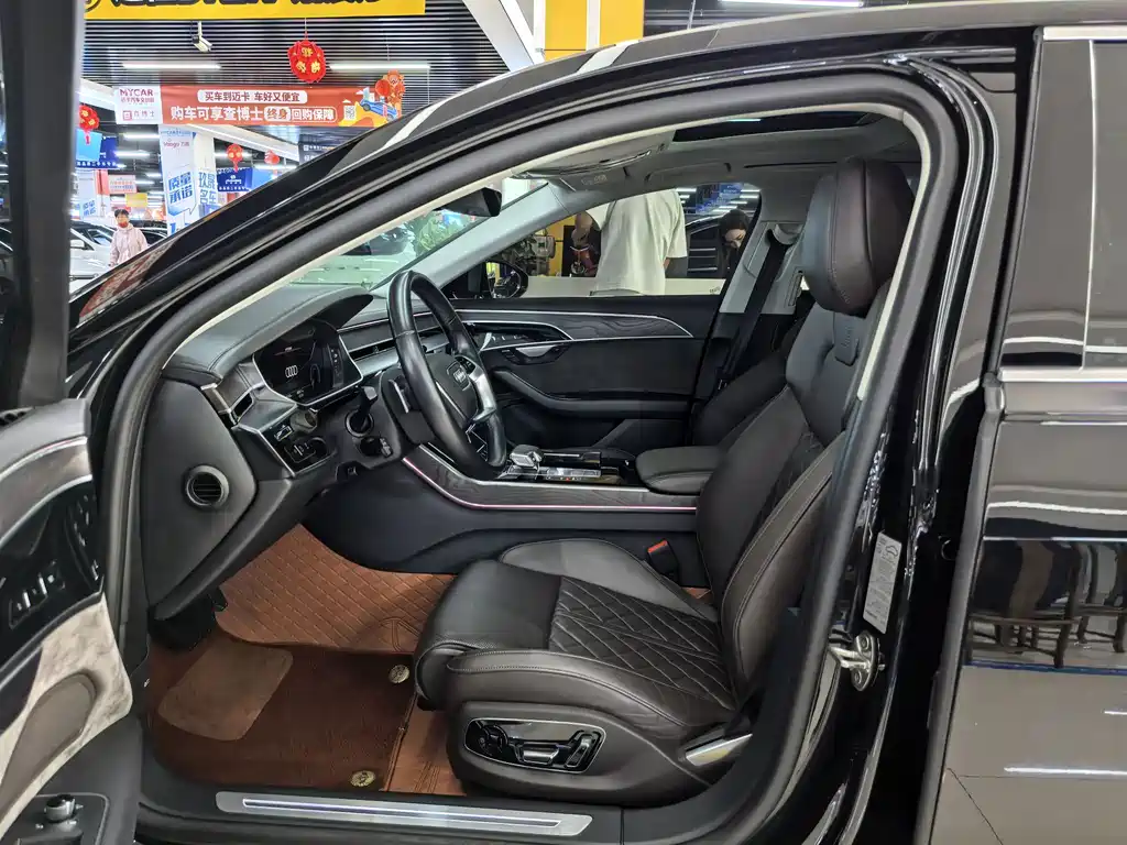 Audi A8 2022