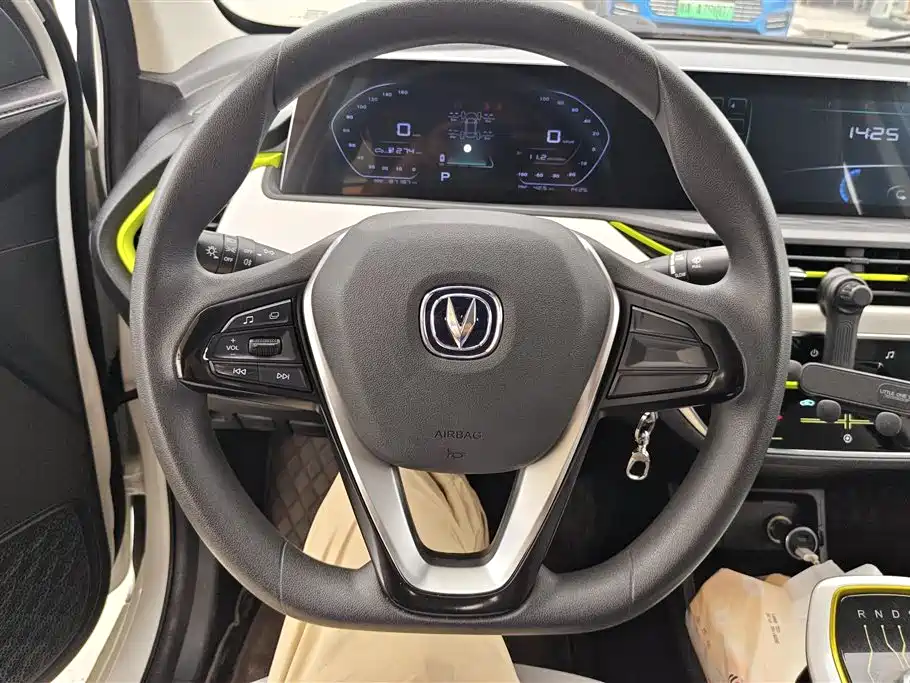 Changan Benben E-Star 2022 — фото 15