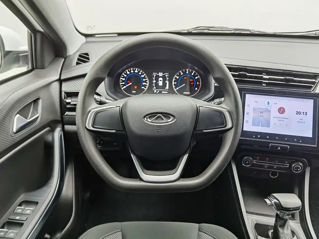 Chery Tiggo 3x 2025 — фото 11
