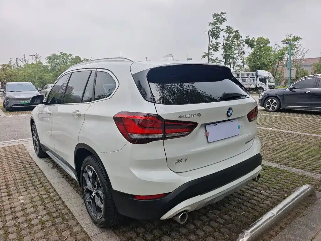 BMW X1 2023 — фото 5