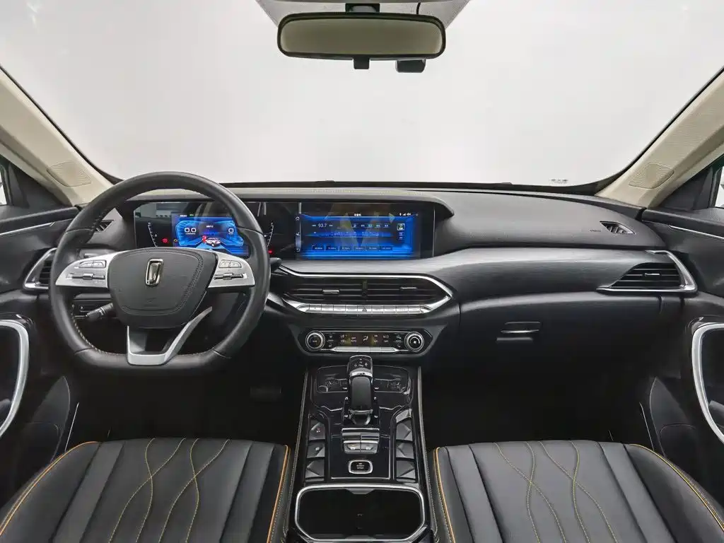 Bestune T77 2021 — фото 5