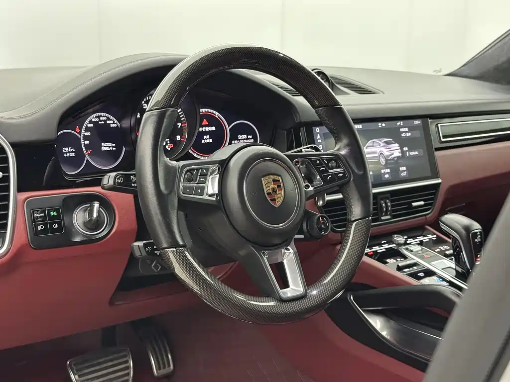 Porsche Cayenne 2021 — фото 11