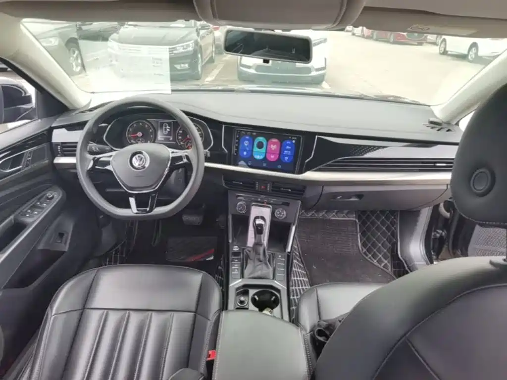 Volkswagen Passat 2019 — фото 10