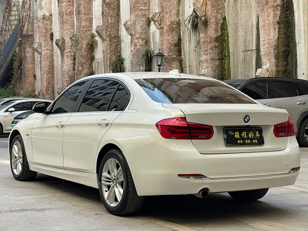 BMW 3 Series 2016 — фото 5
