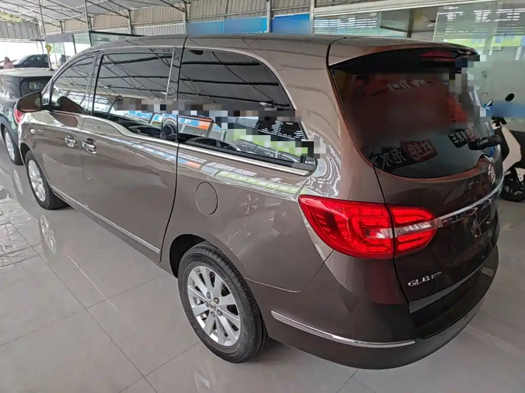 Buick GL8 2019