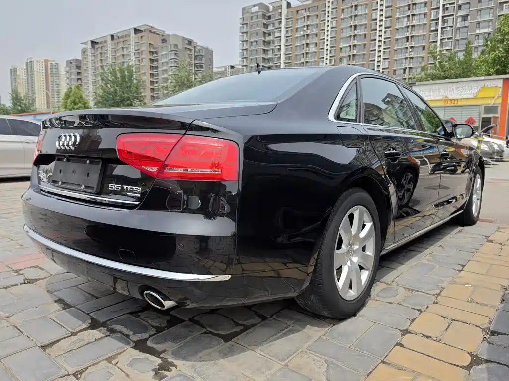 Audi A8 2013 — фото 17