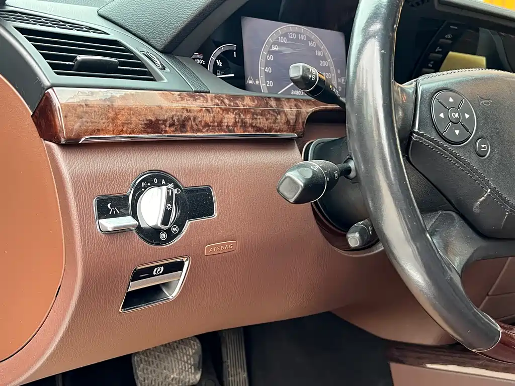 Mercedes-Benz S-Class 2011 — фото 18