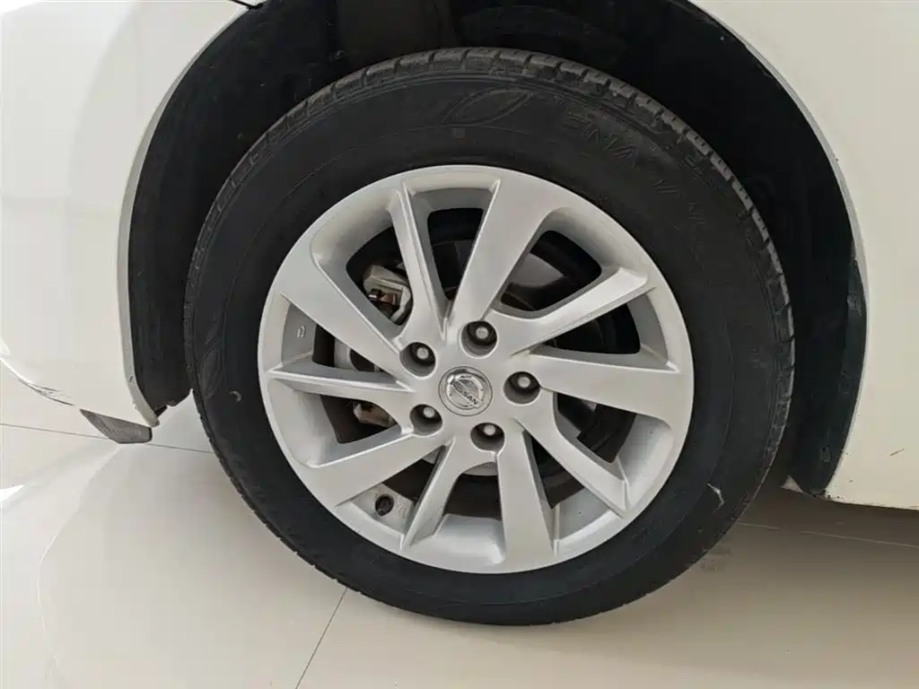 Nissan Tiida 2020 — фото 23