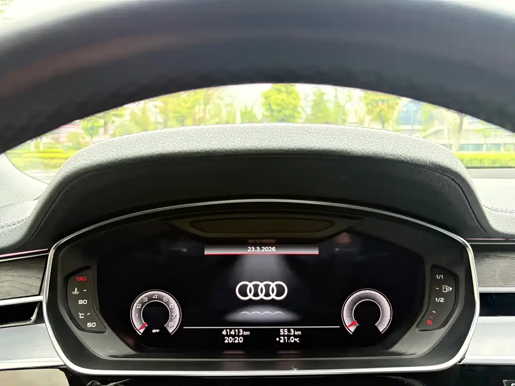 Audi A8 2023 — фото 17