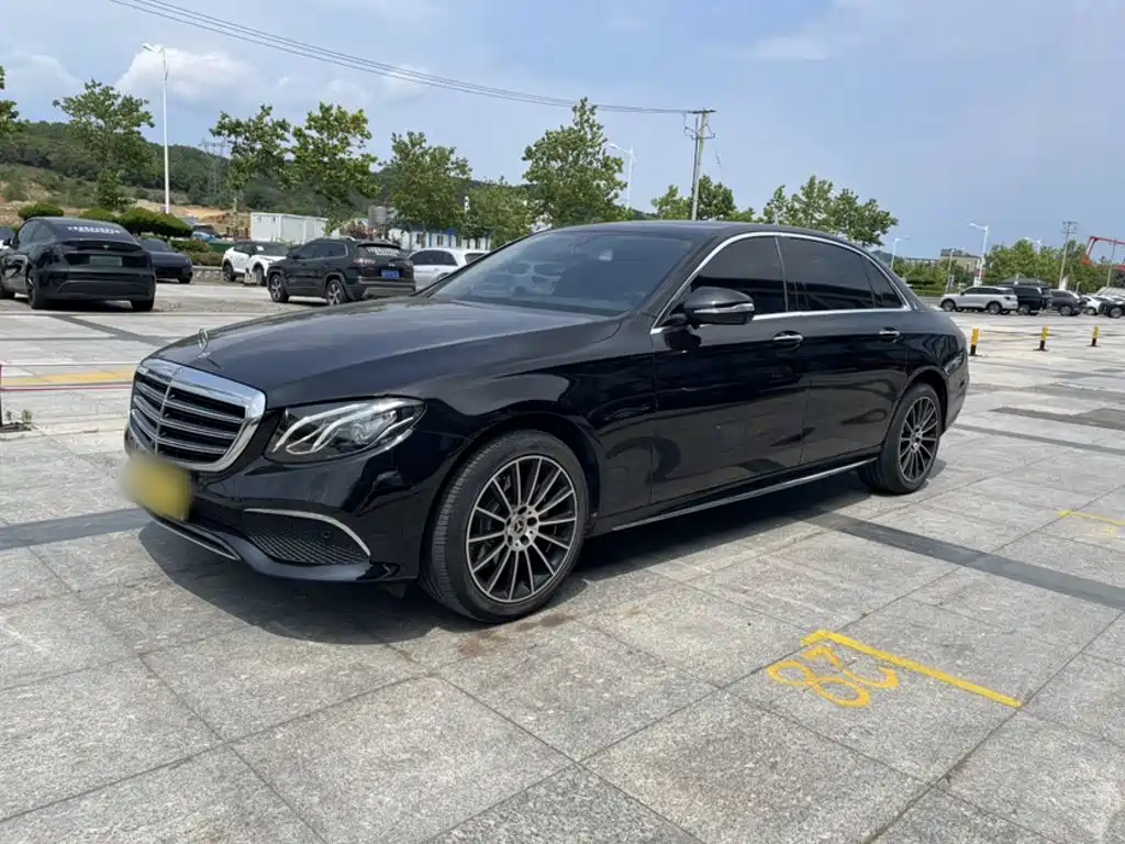 Mercedes-Benz E-Class 2018