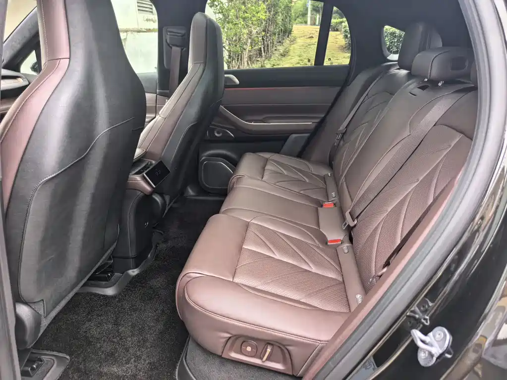 NIO EC7 2023
