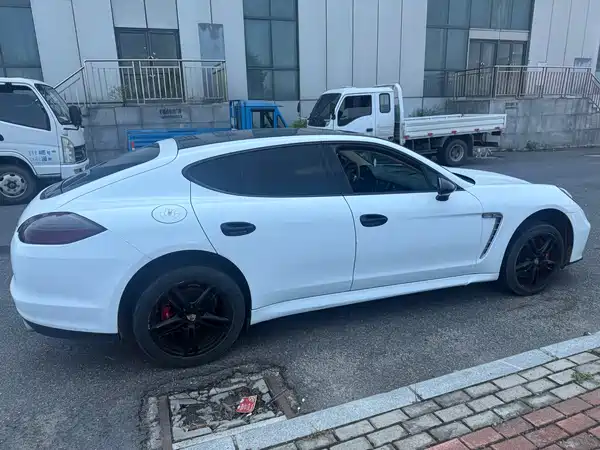 Porsche Panamera 2013