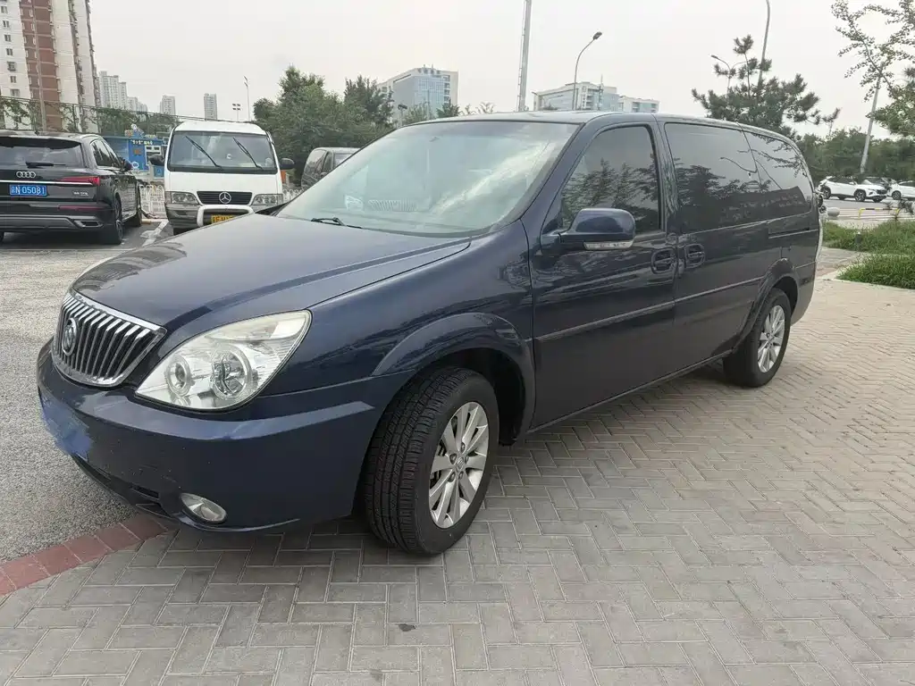 Buick GL8 2017