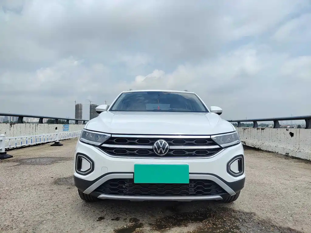 Volkswagen T-Roc 2025