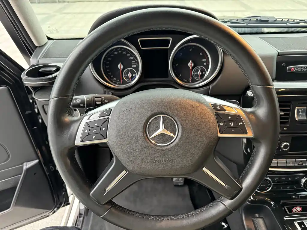 Mercedes-Benz G-Class 2018 — фото 10