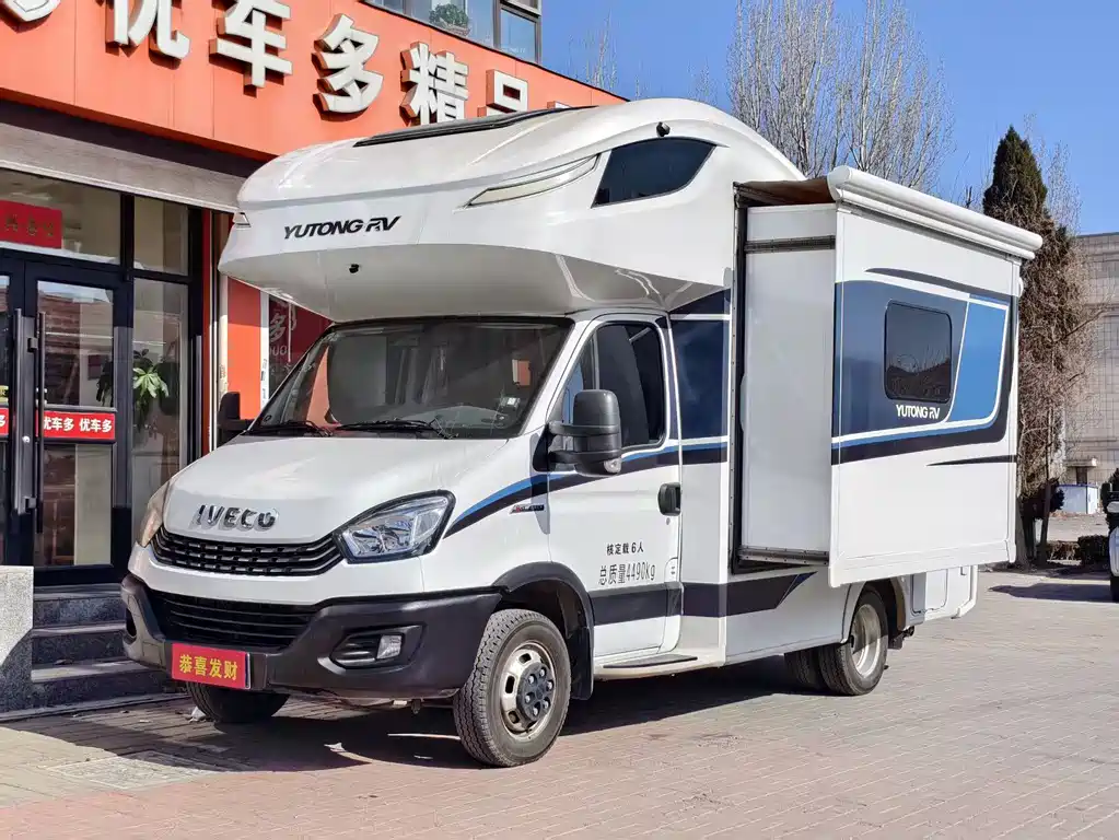 IVECO Ousheng 2021 — фото 1