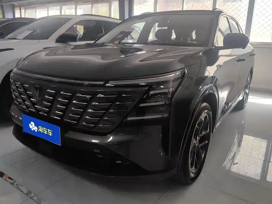 Changan CS75 PLUS 2024 — фото 1