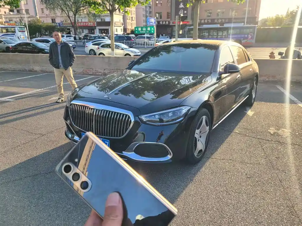 Mercedes-Benz S-Class 2023