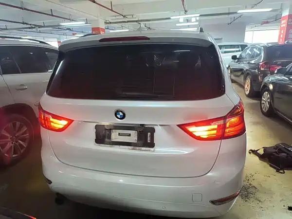 BMW 2 Series Wagon 2017