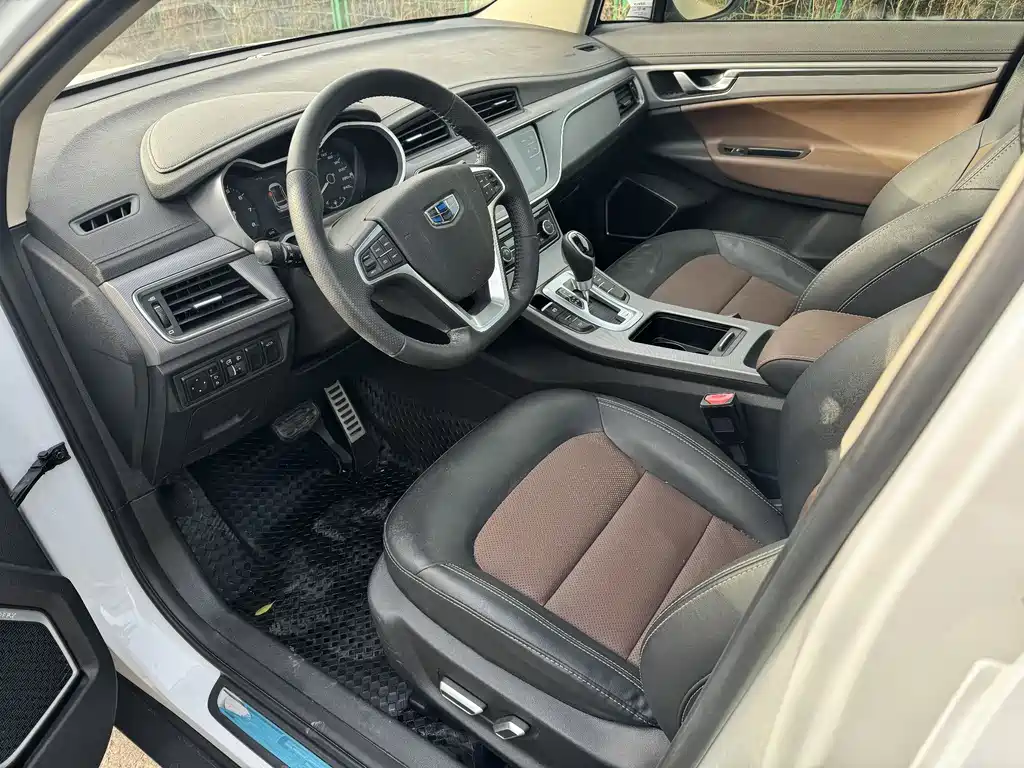Geely Emgrand GS 2018 — фото 8