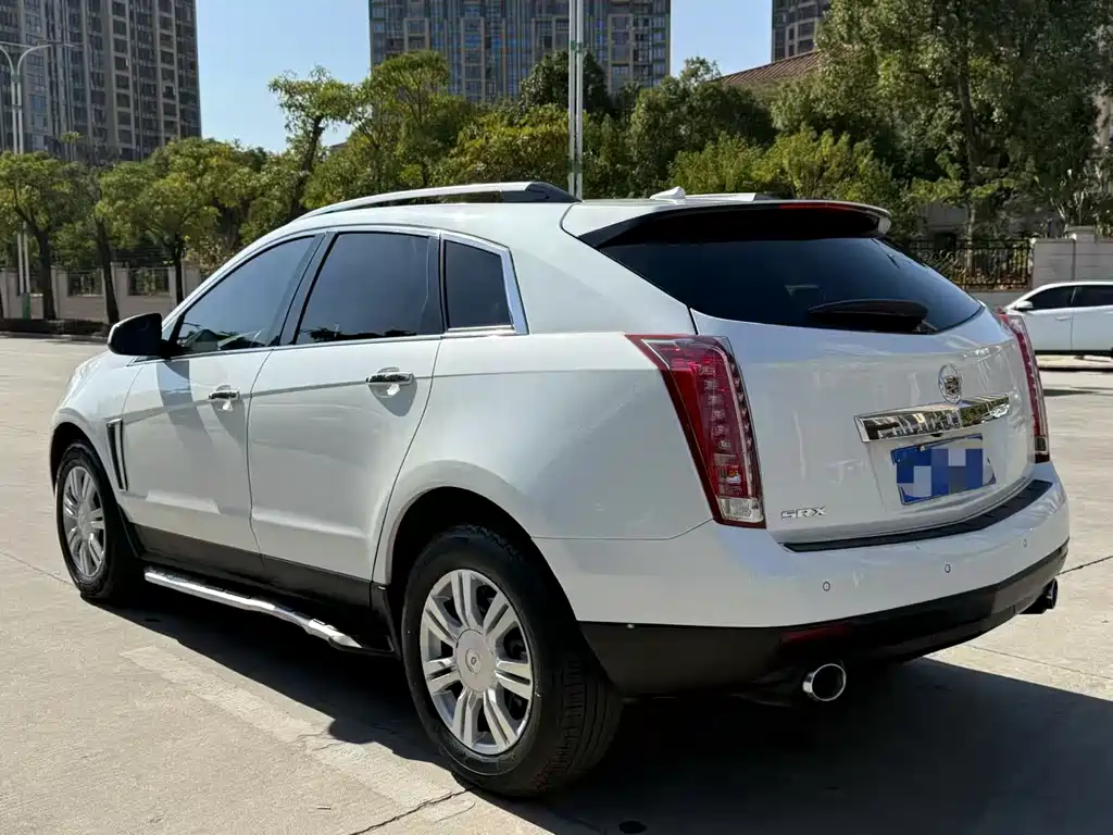 Cadillac SRX 2016 — фото 6