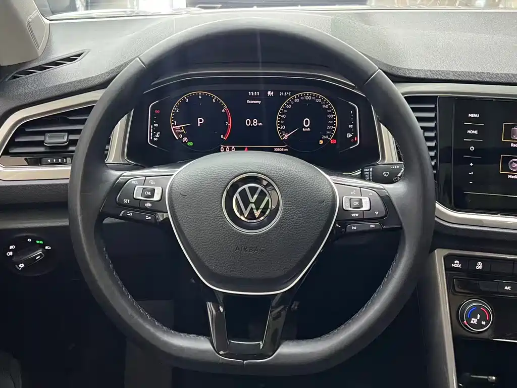 Volkswagen T-Roc 2022 — фото 11