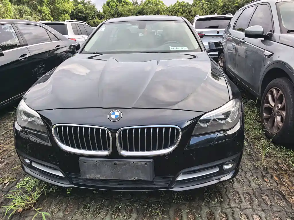 BMW 5 Series 2016 — фото 2