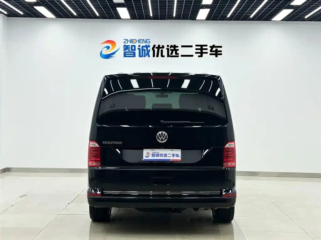 Volkswagen Multivan 2018 — фото 4