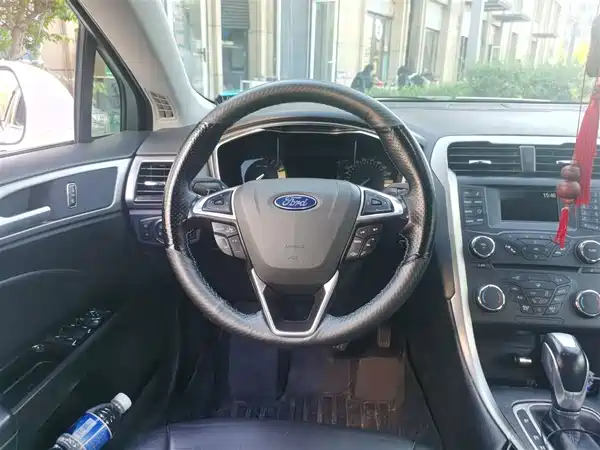 Ford Mondeo 2013