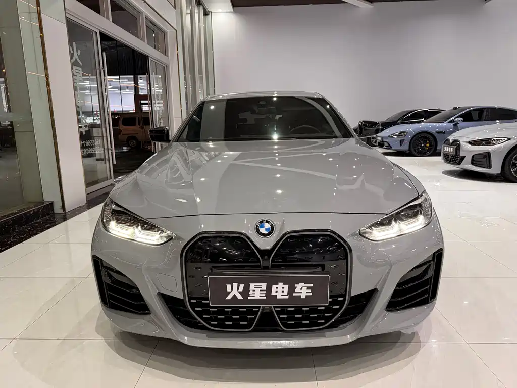 BMW i4 2025 — фото 2