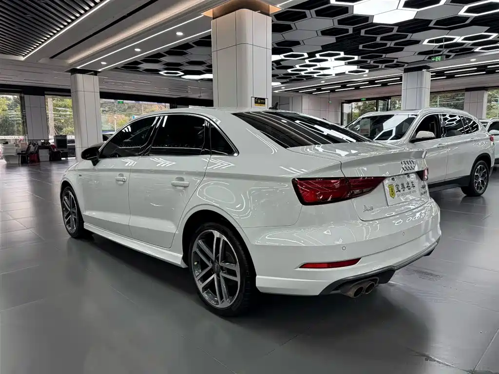 Audi A3 2020 — фото 6