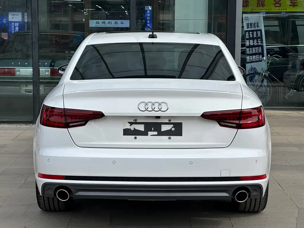 Audi A4L 2018 — фото 4